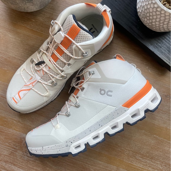 On Cloudtrax Water Repellent Hiking Boots/Shoe | Frost White - Picture 3 of 8